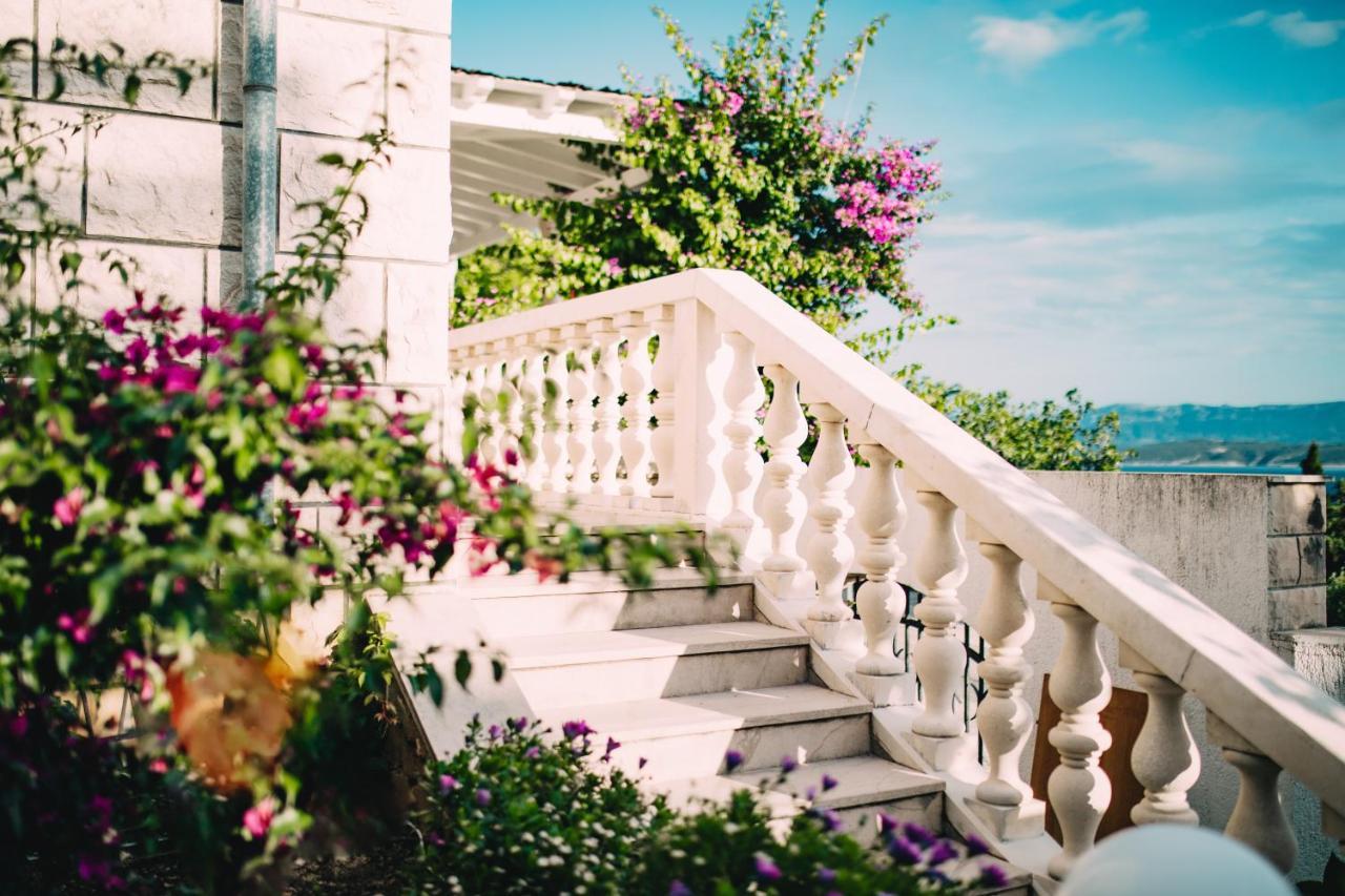 Villa Ardura - Island Holiday Residence **** Bol. Island Brac Exterior foto