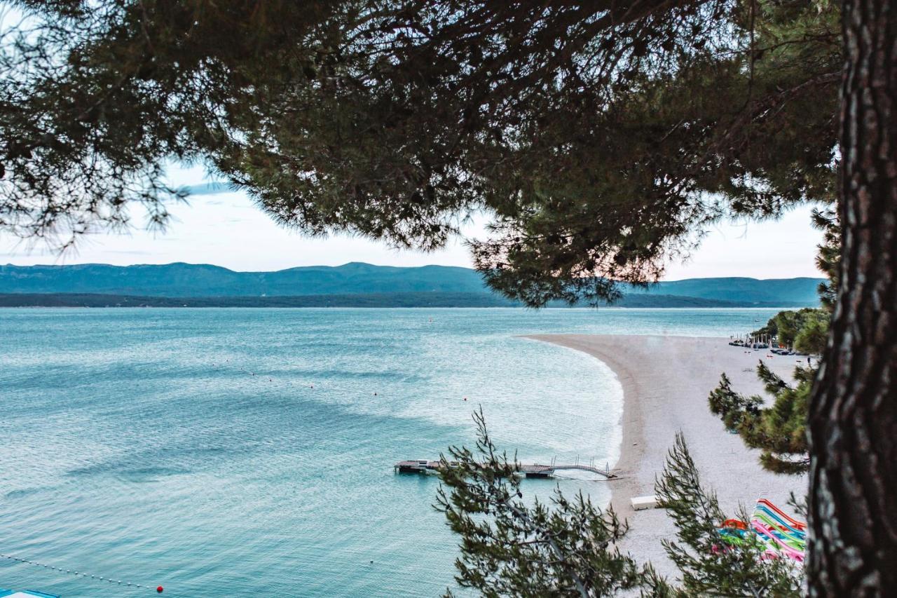 Villa Ardura - Island Holiday Residence **** Bol. Island Brac Exterior foto