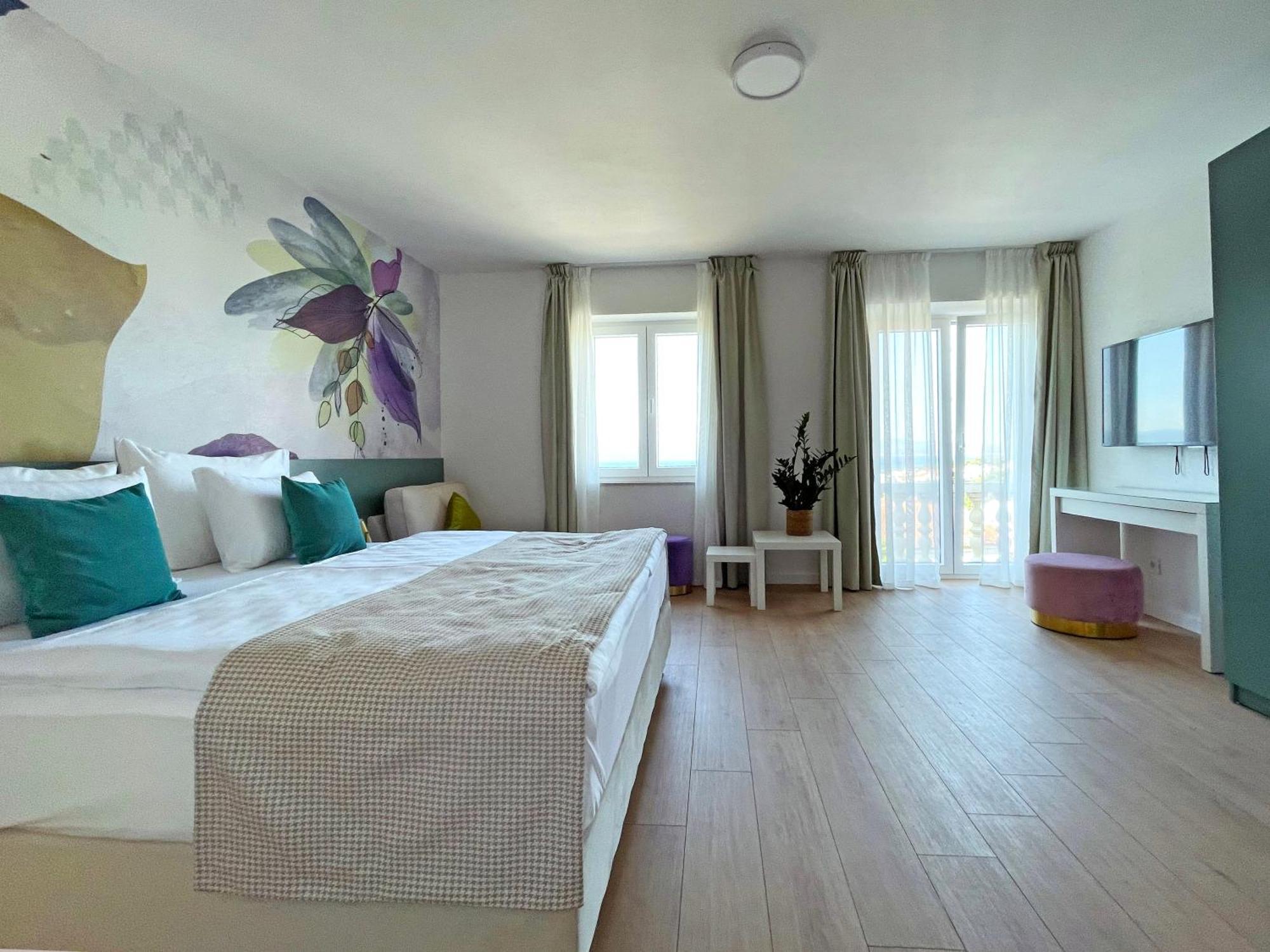 Villa Ardura - Island Holiday Residence **** Bol. Island Brac Exterior foto